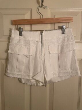 H&M White Raw Hem Utility Shorts Size 4 / Small NWOT